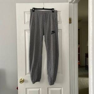 dark gray nike sweatpants